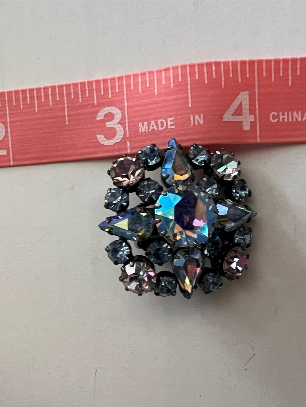 Vintage Made in Austria Aurora Borealis Rhinestone Clip-On Earrings - Picture 4 of 9